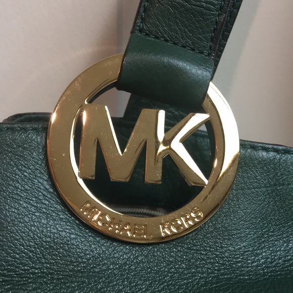 NWT Michael Kors “Malachite” Bag - NEW!✨ - Picture 2 of 16